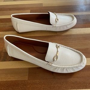 COACH Mavis Leather Loafer in Chalk, Size 7.5, Brand New